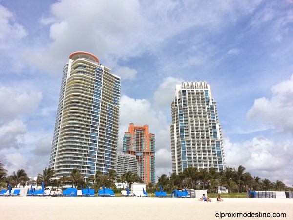 Edificios en South Beach Miami.