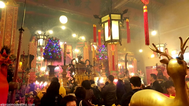 Lugares de Interés de Hong Kong, El Templo del Incienso. 