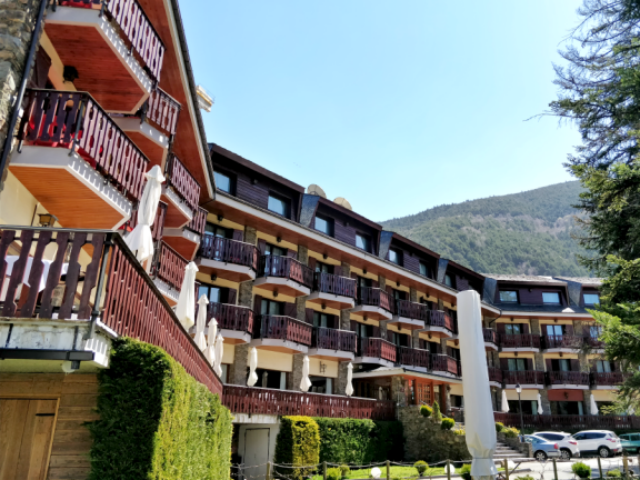 Hotel en Andorra familiar cerca de las pistas de esquí. 