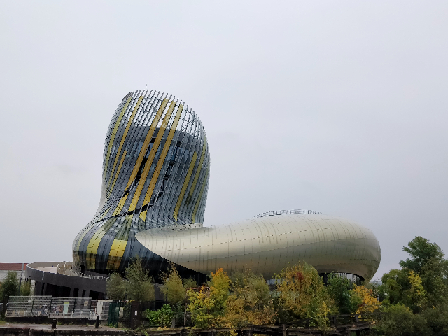 La ciudad del vino en Burdeos