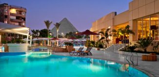 mejor hotel en el cairo con vistas a las piramides
