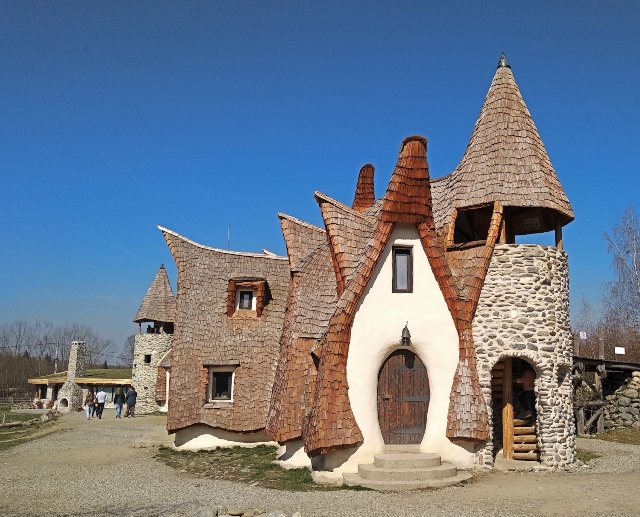 Castillos de Rumanía: Castelul de Lut 