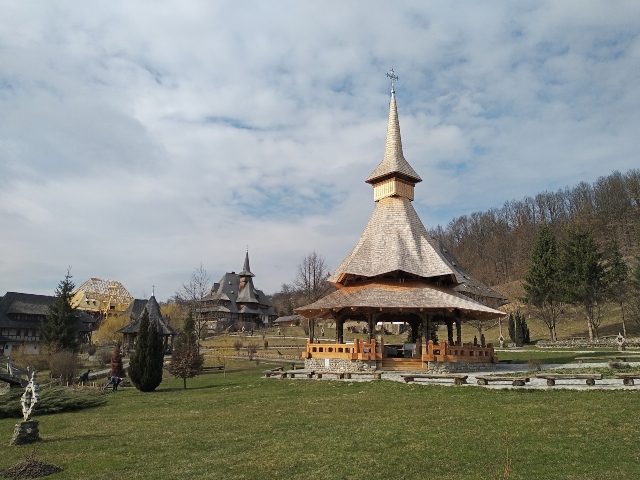 iglesias de madera en Rumanía