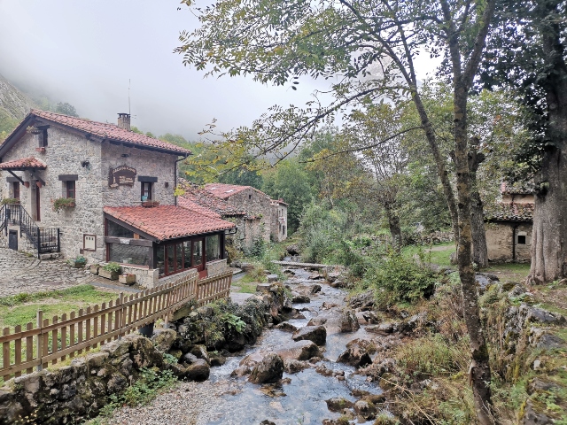 como subir a Bulnes en Asturias