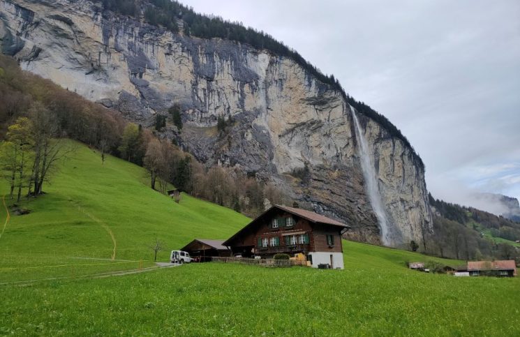 pueblos mas bonitos de suiza